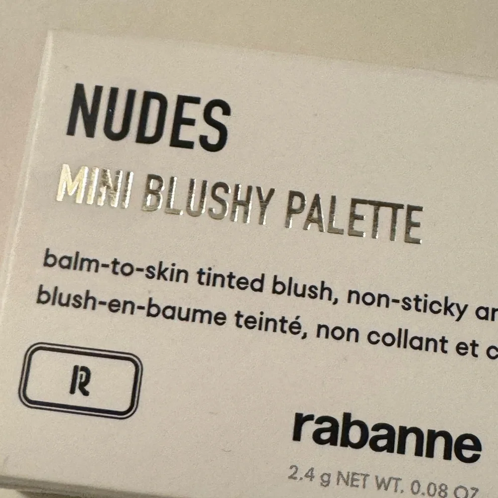 Nudes Mini Blush Palette - Soft Nude